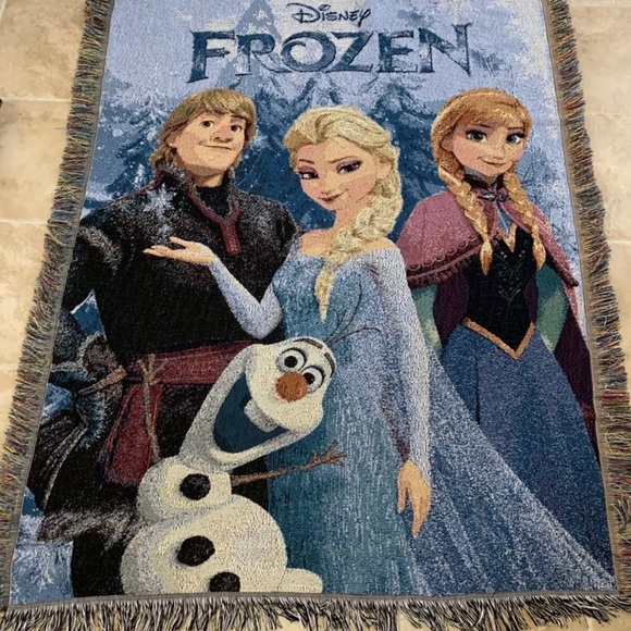 Disney Frozen Throw Blanket Tapestry Woven Elsa Olaf Anna Fringe - Picture 7 of 7
